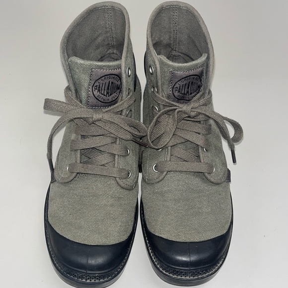 Palladium Men’s lace up boots size 7 1/2 in Army green with black soles - Picture 1 of 9